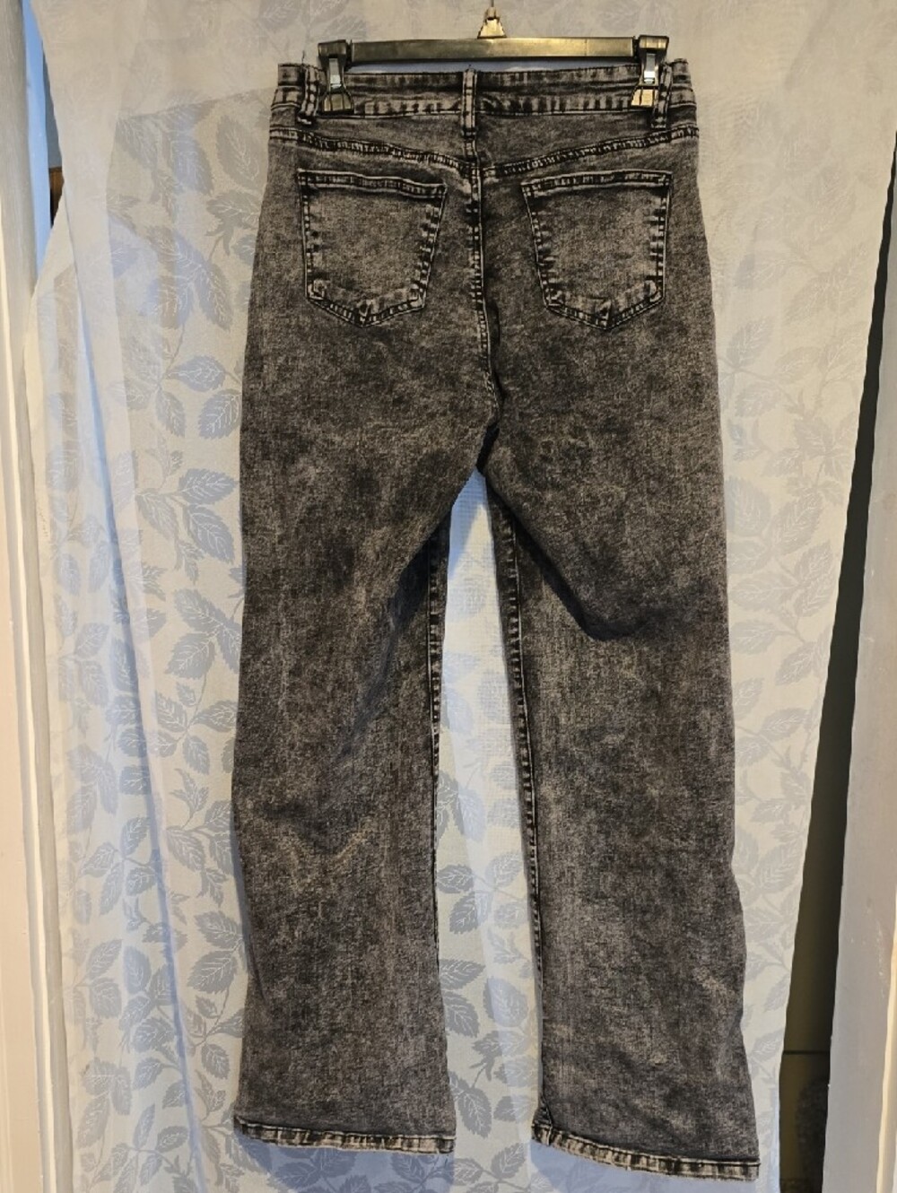 BAMBOO Black & Grey Acid-Wash Flared Jeans - Picture 3 of 4